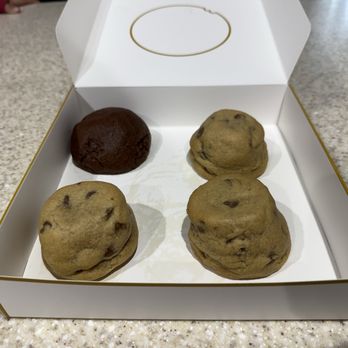 Chip Cookies - Desserts Near Me - Brentwood, California Chip Cookies - Desserts Near Me - Brentwood, California