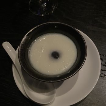 Mott 32 - Egg white dessert - Chinese Near Me - Las Vegas, Nevada Mott 32 - Egg white dessert - Chinese Near Me - Las Vegas, Nevada