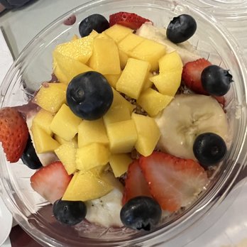 vPho - D1. Acai Bowl - Vietnamese Near Me - Newark, Delaware