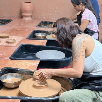 Lago Pottery - Art Classes Near Me - Long Beach, California Lago Pottery - Art Classes Near Me - Long Beach, California