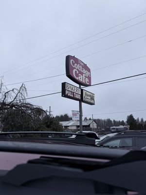 Cottage Cafe & Fireside Lounge by null