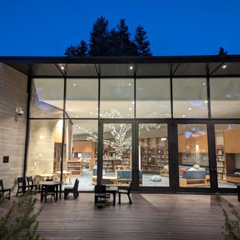 Atherton Library - Libraries Near Me - Atherton, California