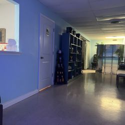 Longevity Massage & Spa - The lobby and reception counter.