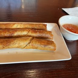 Deep-fried Egg Roll / Chá Giò Deep-fried Egg Roll / Chá Giò