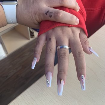 Nails On 5th - Pretty from the front. - Nail Salons Near Me - Austin, Texas Nails On 5th - Pretty from the front. - Nail Salons Near Me - Austin, Texas