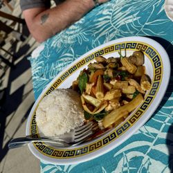 Susitna Bar & Grill - Spicy basil stir fry