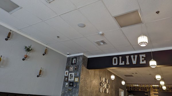 Olive by null