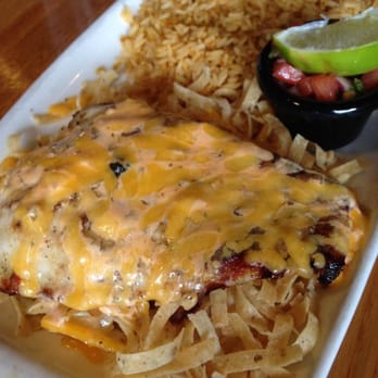 Applebee's Grill + Bar - Fiesta lime chicken - American Near Me - Longview, Washington