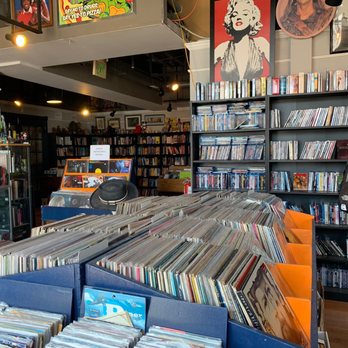 PROTEAN BOOKS & RECORDS - Updated January 2026 - 43 Photos & 31 Reviews