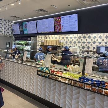 Just Salad - Salad Near Me - Northbrook, Illinois