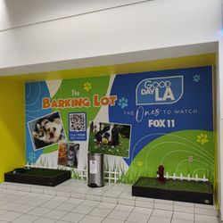 Ontario International Airport - Barking Lot