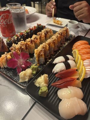 Hinata Sushi Bar &Grill by null