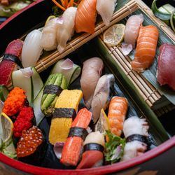 Sushi Edo - Sushi Party Trays