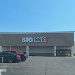 Big Lots - Storefront in Harrison Ohio