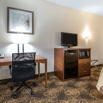 Quality Inn - King Room - Hotels Near Me - Tomah, Wisconsin