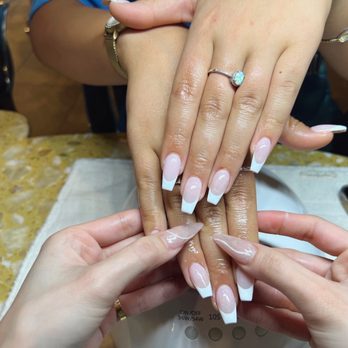 Premier Nails & Spa - Nail Salons Near Me - Bellevue, Washington