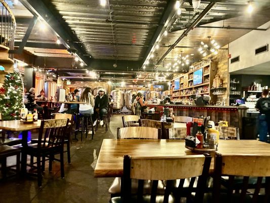 Stateline Brewery & Restaurant by null