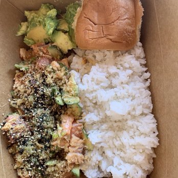 Kamea Poke - Spicy Tuna with Sriracha Mayo, Avo and Rice on the side, Hawaiian roll - Poke Near Me - Dana Point, California