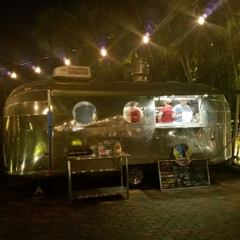 Garbo's Grill - Very nice patio area. This was the view on an April night - Food Trucks Near Me - Key West, Florida Garbo's Grill - Very nice patio area. This was the view on an April night - Food Trucks Near Me - Key West, Florida