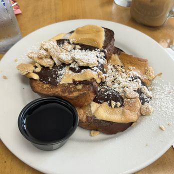 Brunch - S'more's French Toast - Breakfast & Brunch Near Me - Paso Robles, California Brunch - S'more's French Toast - Breakfast & Brunch Near Me - Paso Robles, California