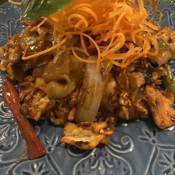 Come On Thai Cuisine - Drunken Noodle - Thai Near Me - Brooklyn, New York Come On Thai Cuisine - Drunken Noodle - Thai Near Me - Brooklyn, New York