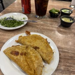 Tacos El Pata - Quesabirra. Amazing!
