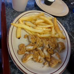La Casa Del Mariachi - My daughter loved her chicken strips with ranch.