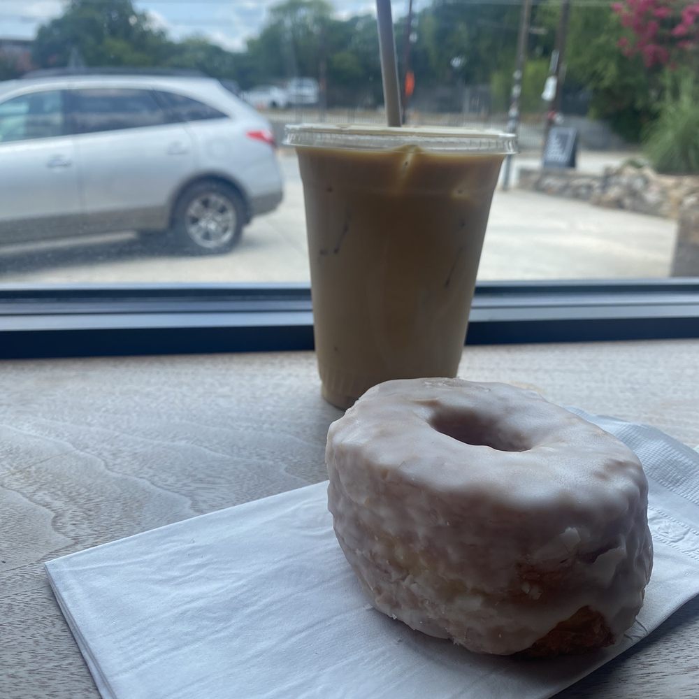Chrome Yellow - Coffee & Tea Near Me - Atlanta, Georgia Chrome Yellow - Coffee & Tea Near Me - Atlanta, Georgia