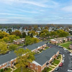 Sunnybrae Apartments