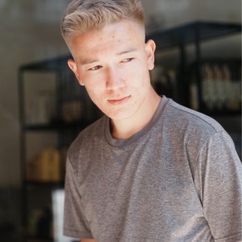 Chocolate Beauty Bar - Haircut and bleach - Hair Salons Near Me - Bellevue, Washington