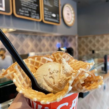 Salt & Straw - Cold brew coffee flavor single scoop in waffle cup - Ice Cream & Frozen Yogurt Near Me - San Ramon, California