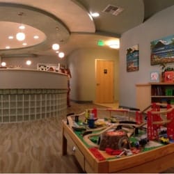 Christine Rimi Kobayashi, DDS - Waiting area with toys and tv