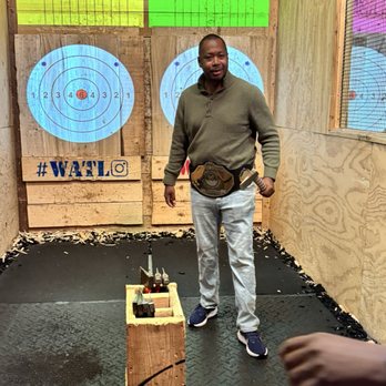 Cleveland Axe Throwing - Axe Throwing Near Me - Valley View, Ohio