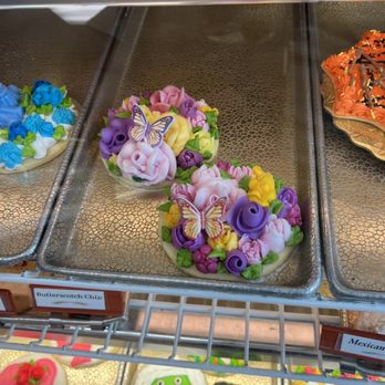 Arroyo Grande Bakery - These are cookies!!! - Bakeries Near Me - Arroyo Grande, California Arroyo Grande Bakery - These are cookies!!! - Bakeries Near Me - Arroyo Grande, California
