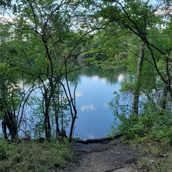 Hidden Lake Forest Preserve - Parks Near Me - Downers Grove, Illinois Hidden Lake Forest Preserve - Parks Near Me - Downers Grove, Illinois