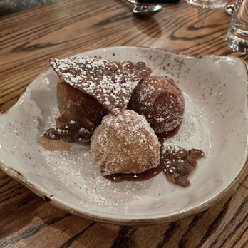 Giulia - Italian Near Me - Cambridge, Massachusetts