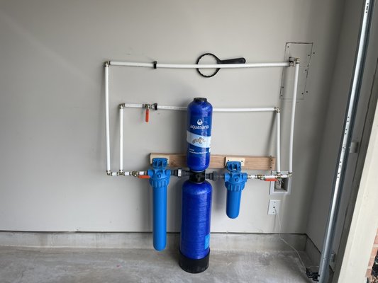 Water Softener and Filtration Services - Installation of water softener/filtration and descaling. Call now for an estimate.