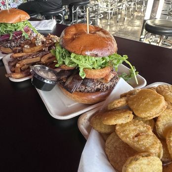 Scolari's Good Eats - Burgers Near Me - Alameda, California