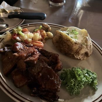 Rusty's Ranch House - Steakhouses Near Me - Cedar City, Utah