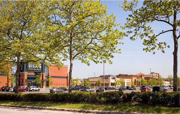 Smith Haven Mall by null