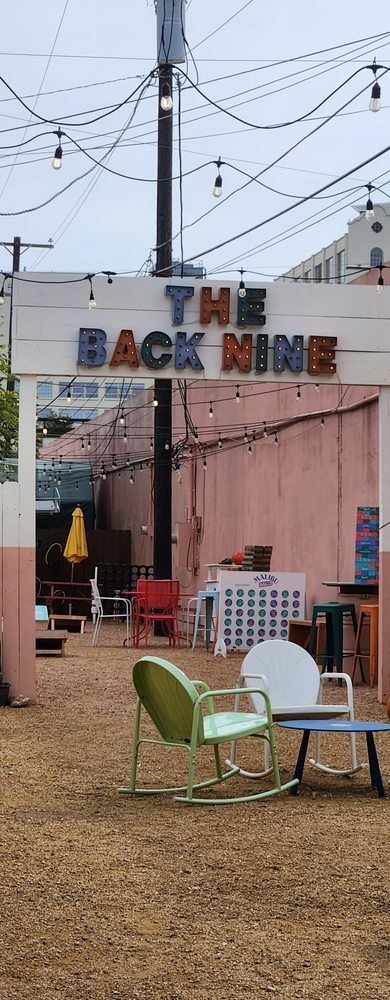 Birdie's Social Club