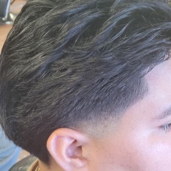 Barber For Life - Med Skin Taper - Barbers Near Me - Norfolk, Virginia Barber For Life - Med Skin Taper - Barbers Near Me - Norfolk, Virginia
