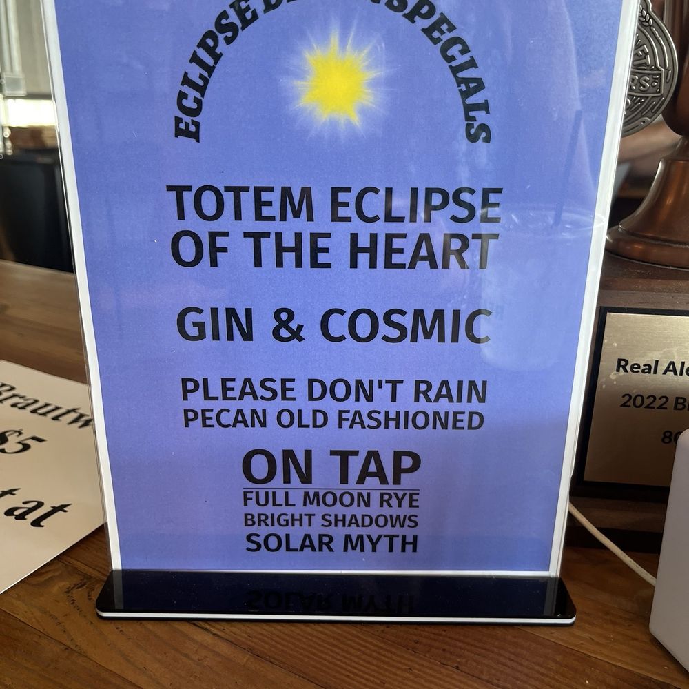 Special solar eclipse drink! I actually got a gin and tonic instead and it was fabulous!! Special solar eclipse drink! I actually got a gin and tonic instead and it was fabulous!!
