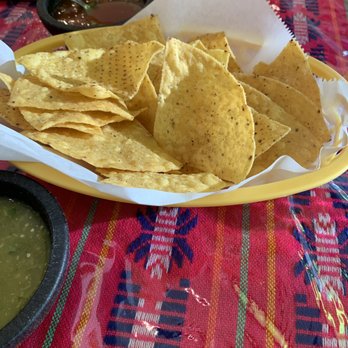 El Tezcal Mexican Restaurant - Mexican Near Me - Chicago, Illinois