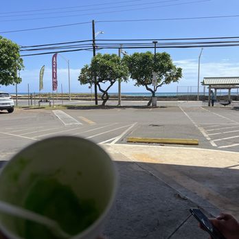 Mountain Magic Shave Ice - Next to ocean view - Shaved Ice Near Me - Waianae, Hawaii