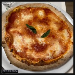 La Taverna di Pulcinella - Margherita D.O.C (7.50 Euros)