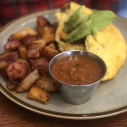 FUMO Restaurant & Bar - Chorizo Omelette