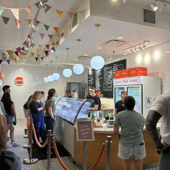 Jeni's Splendid Ice Creams - Inside - Ice Cream & Frozen Yogurt Near Me - San Diego, California Jeni's Splendid Ice Creams - Inside - Ice Cream & Frozen Yogurt Near Me - San Diego, California