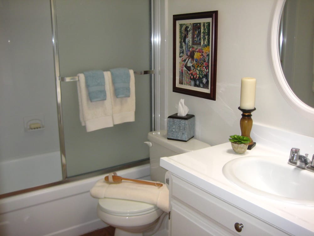 THE LAMPLIGHTER APARTMENTS 16102 Springdale St, Huntington Beach, CA