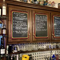 Bistrot du Bœuf Rouge - Bar with daily specials